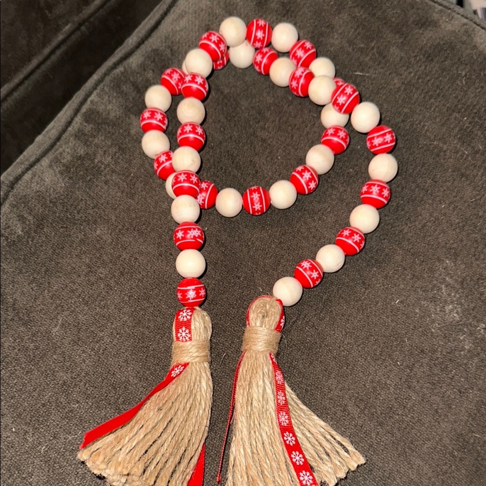 Festive Red and White Beaded Garland with Tassels